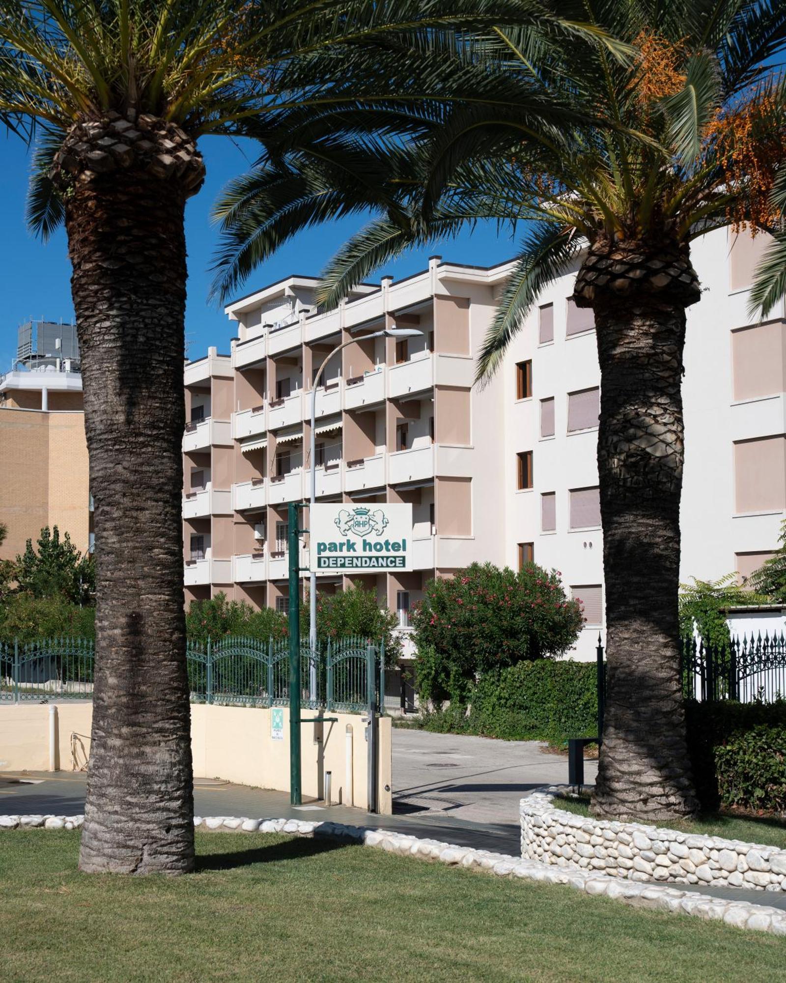 Park Hotel & Dependance Con Spiaggia Martinsicuro Zewnętrze zdjęcie
